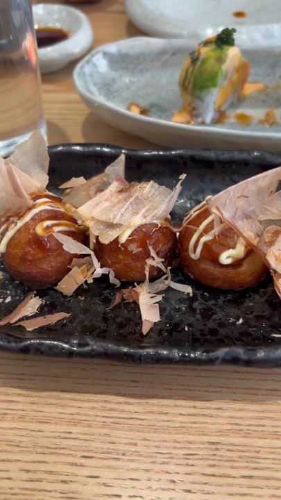 Tom Sushi - Sushi Bars Near Me - Vancouver, British Columbia