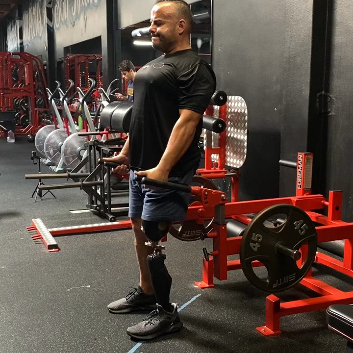 Self Made Training Facility - Romanian dead lift machine - Gyms Near Me - Costa Mesa, California