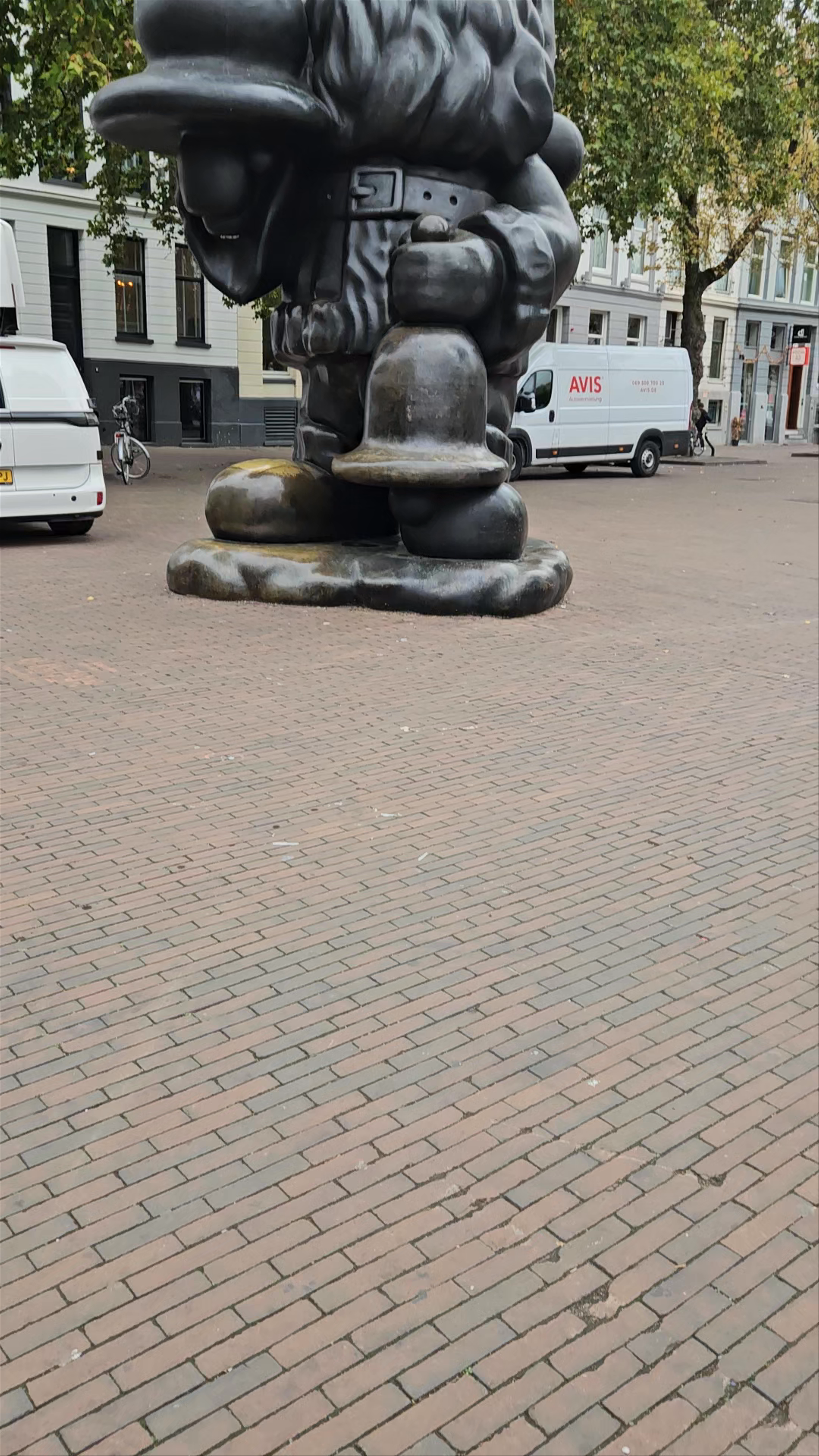 sculpture 'Santa Claus' by Paul McCarthy