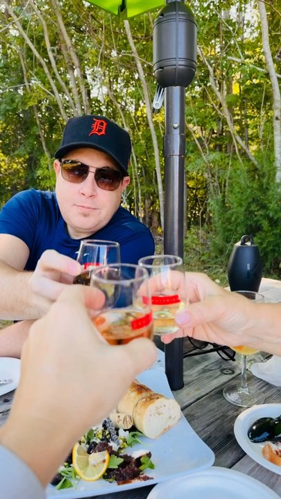 SummerWind Vineyard - Cheers! - Wine Tasting Room Near Me - Smithfield, Virginia