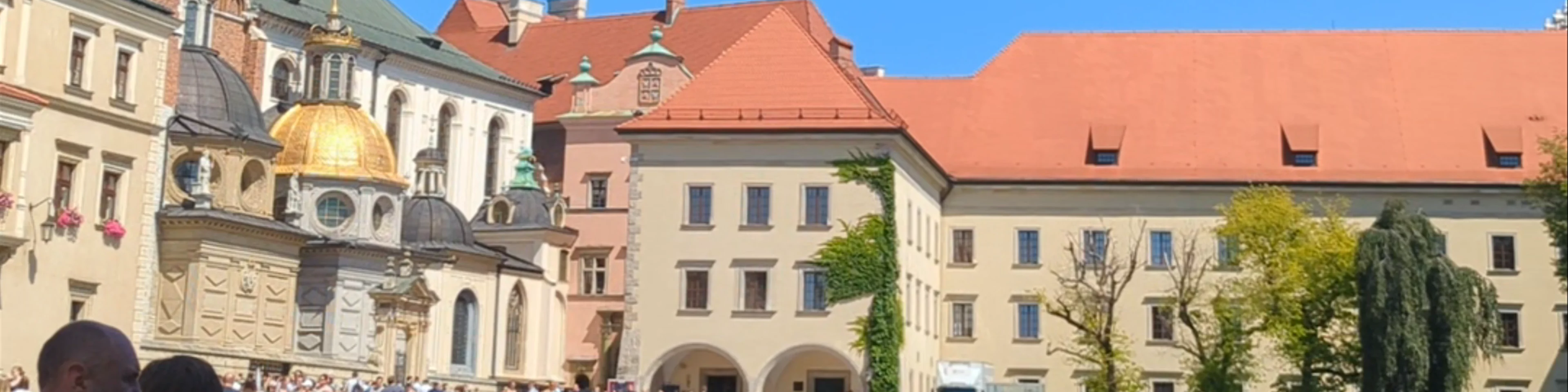 Historical courtyard | Wawel Royal Castle