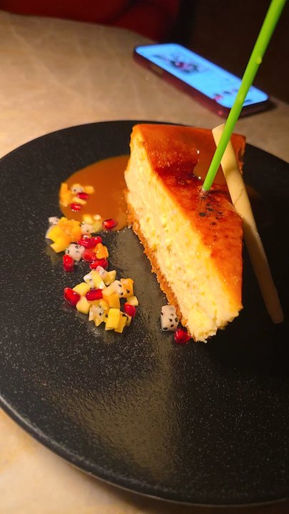 EVELYN - Creme Brule cheesecake - Lounges Near Me - Dallas, Texas