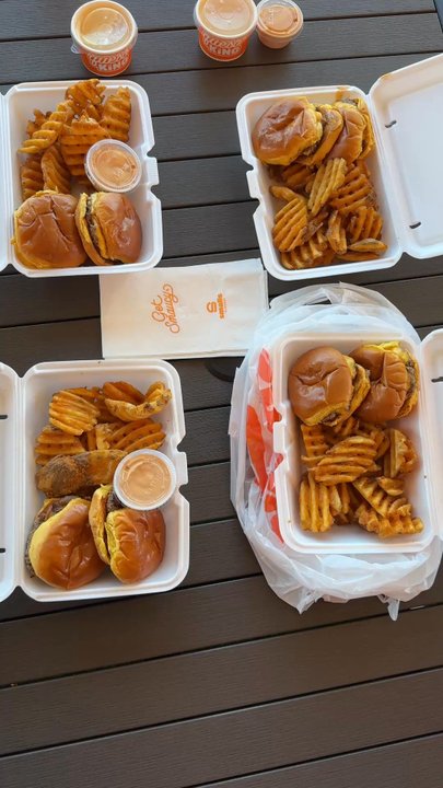 Smalls Sliders - They offer catering as well! - Juice Bars & Smoothies Near Me - Tomball, Texas