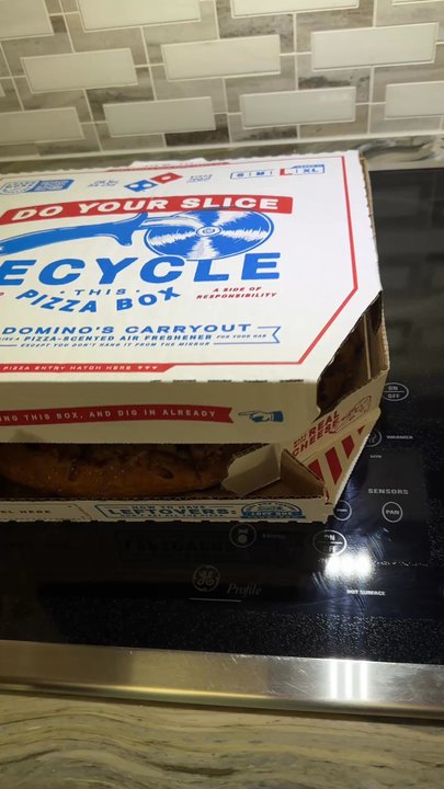 Domino's Pizza - Smells amazing - Chicken Wings Near Me - Leander, Texas