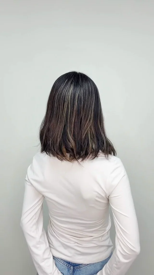 13" Straight Brown + Highlights Lacetop, video