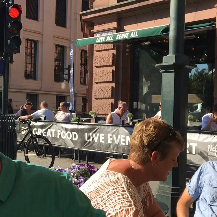 Hard Rock Cafe - American Near Me - Oslo, 03