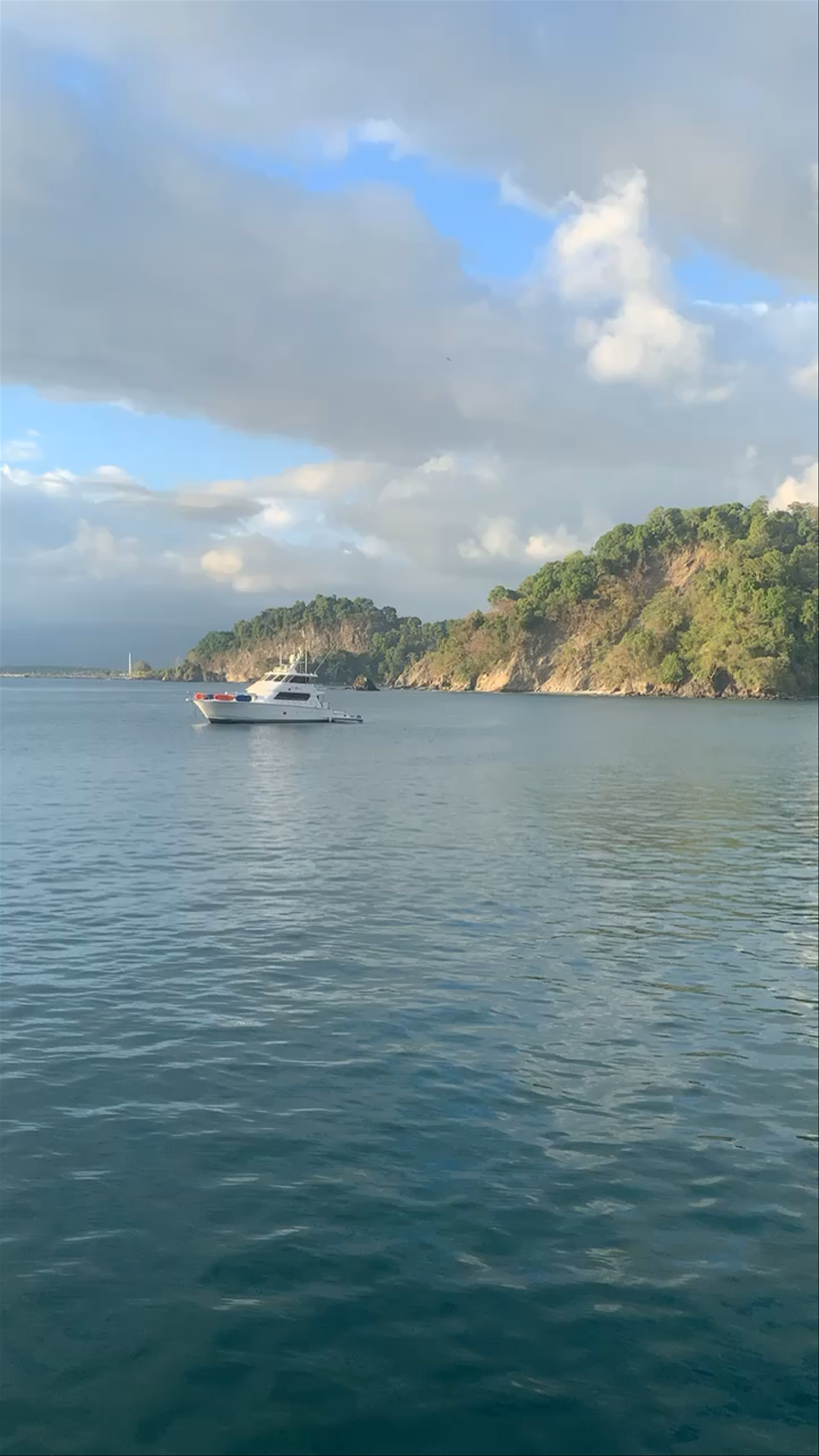 Party Boat in Manuel Antonio 