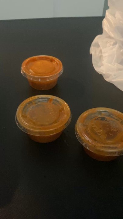 Duke's - Limit of 2 sauce when buying 2 meals and can't fill up sauce all the way - Diners Near Me - La Puente, California