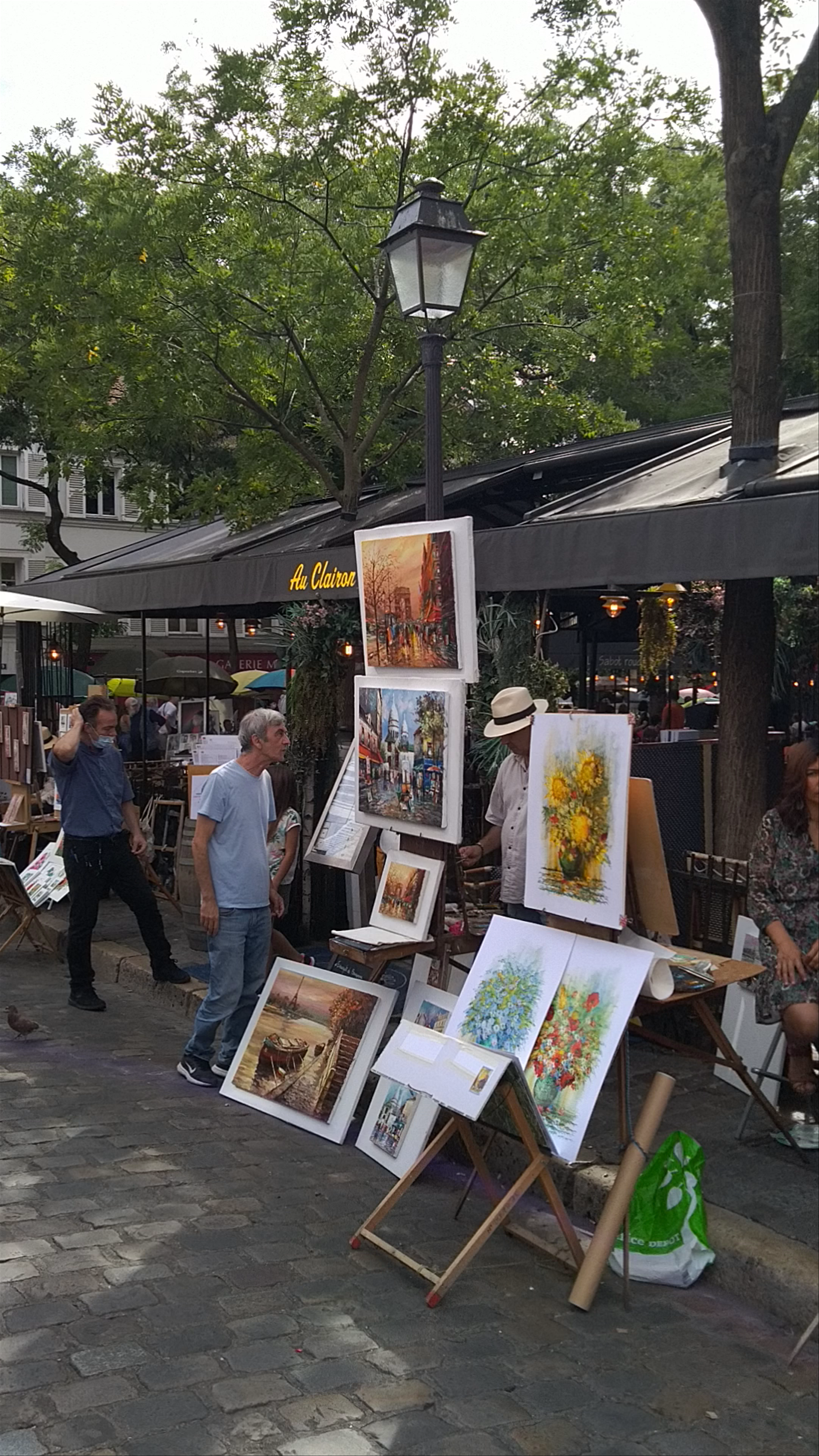 Artsy Vibes at Place du Tertre, Montmartre - Paris Street Art Market