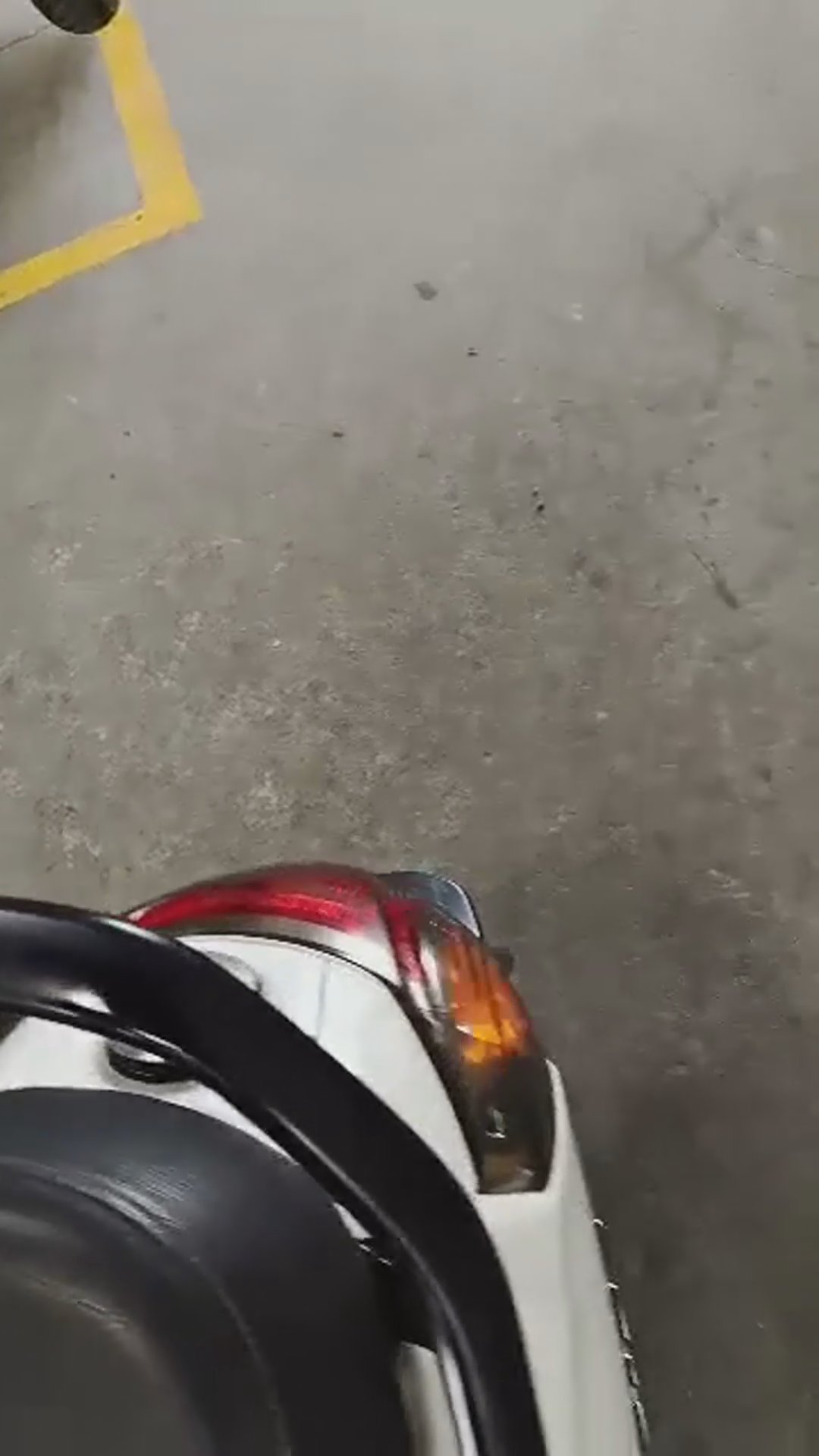 Walk-around video thumbnail
