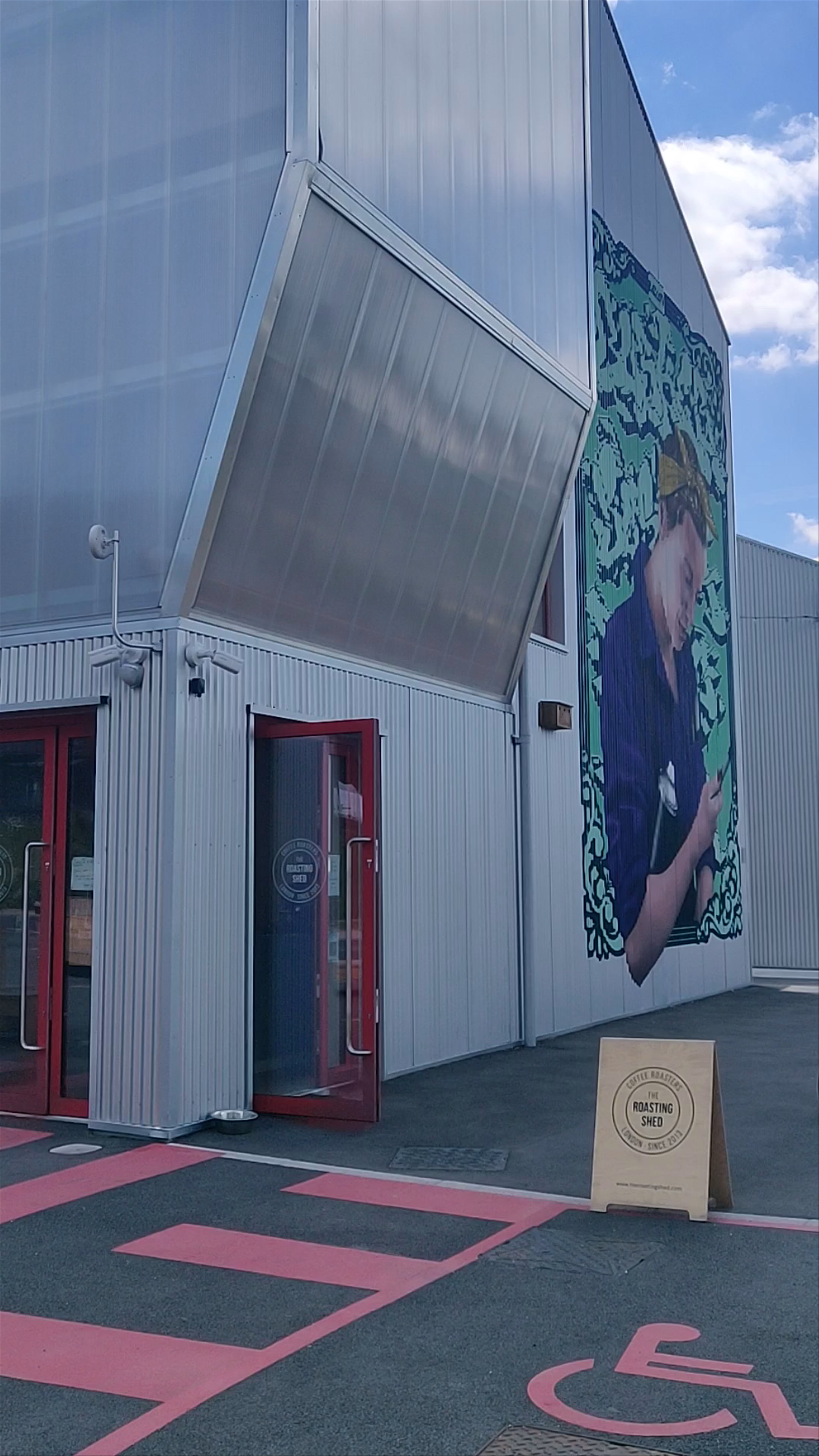 Hackney Bridge: Creative Hub and Urban Vibes in Adelaide