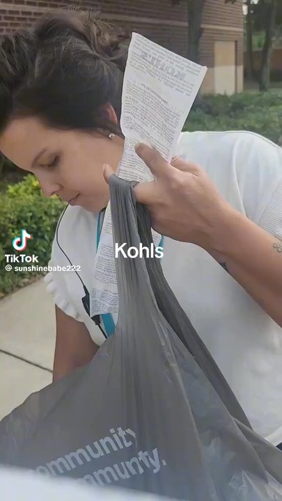 Kohl's - Disgusting racism - Department Stores Near Me - JACKSONVILLE, Florida