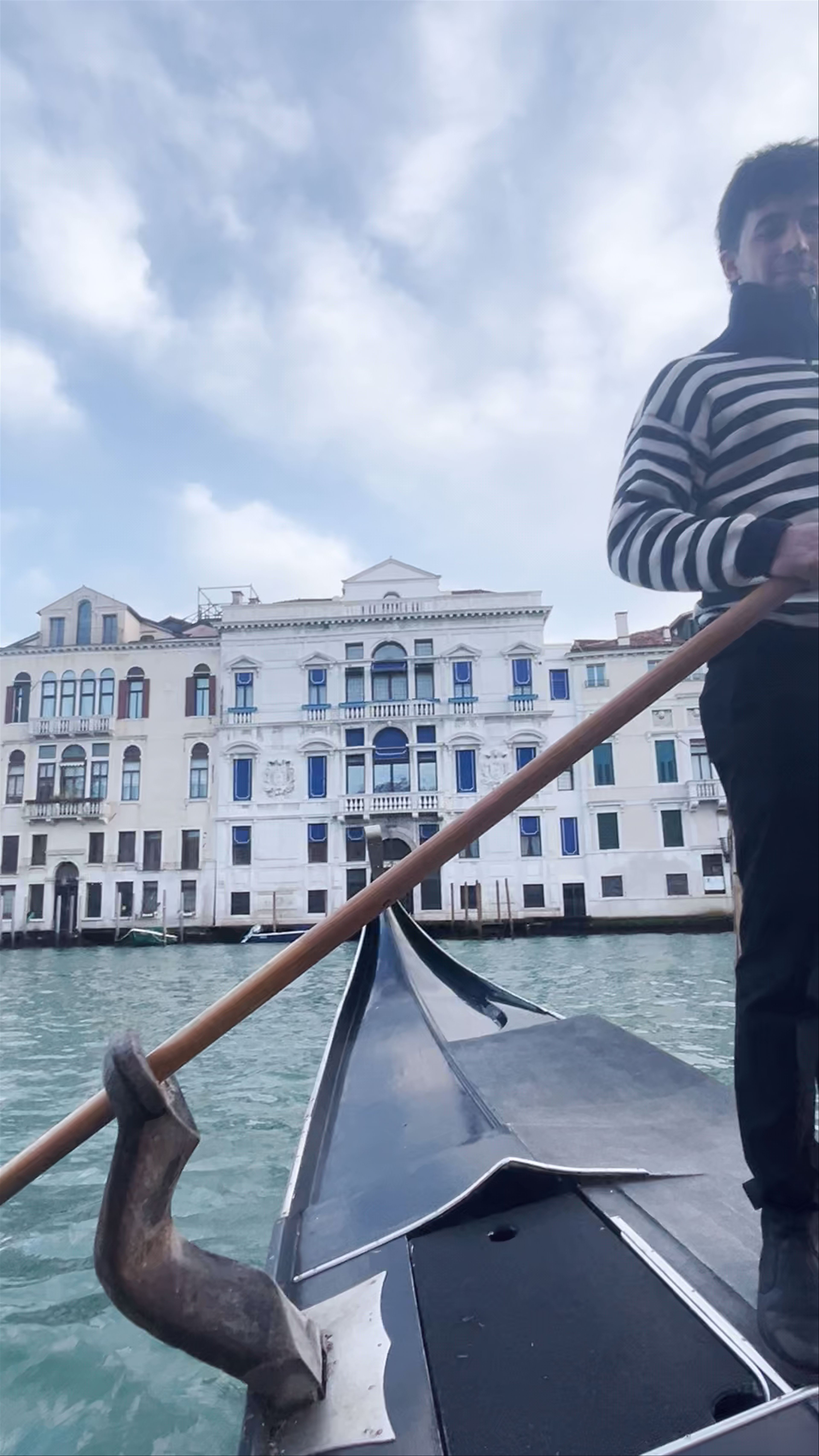 Gondola Traghetto di San Tomà