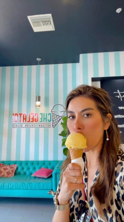 Che Gelato - Trying the amazing mango sorbet - Ice Cream & Frozen Yogurt Near Me - Moorpark, California