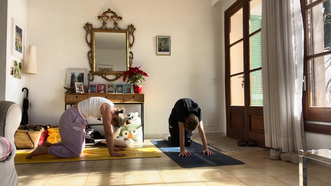 A Pause from the Scroll...
YOGA FOR TEENS.