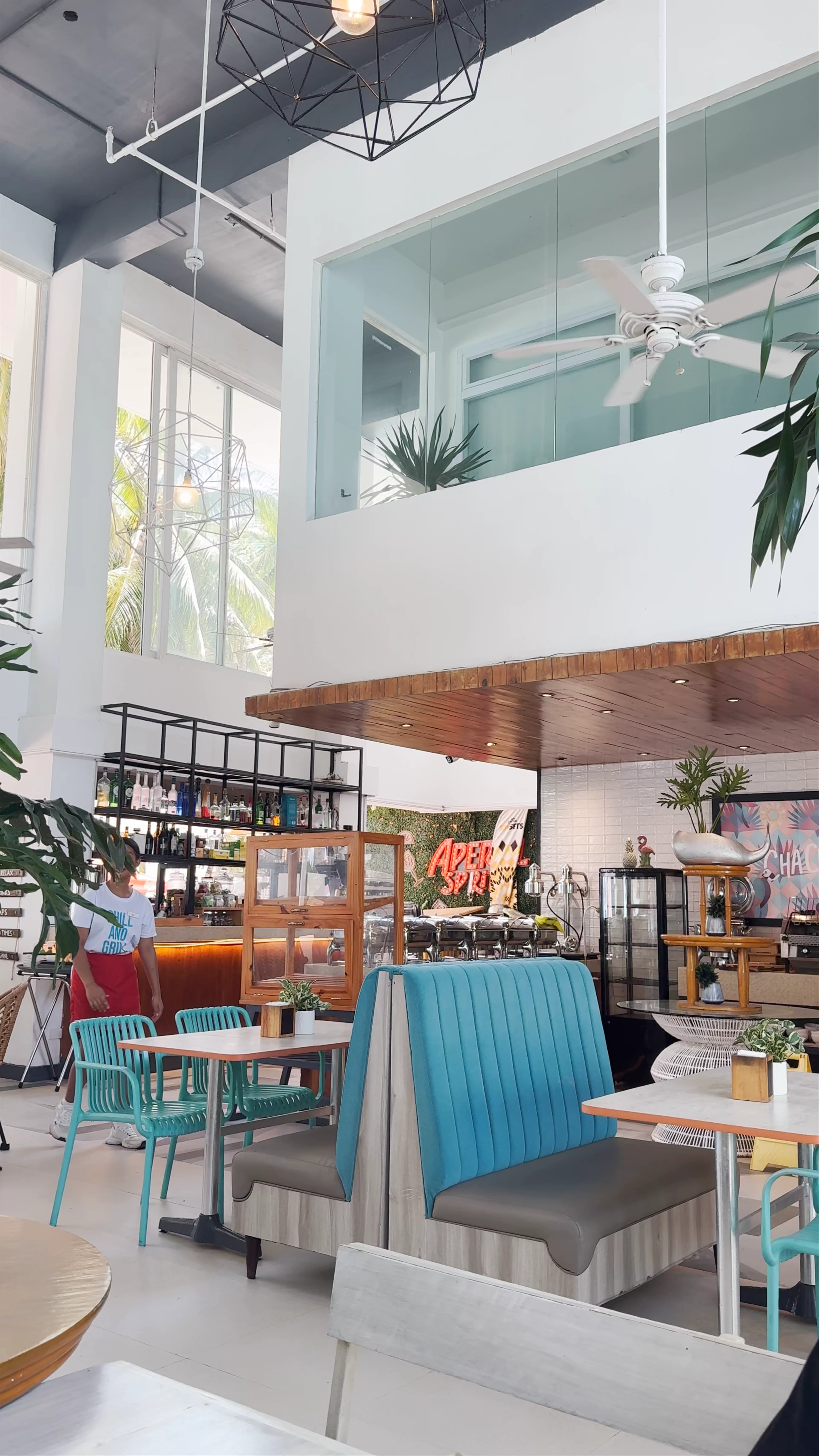 Cha Cha's Beach Cafe