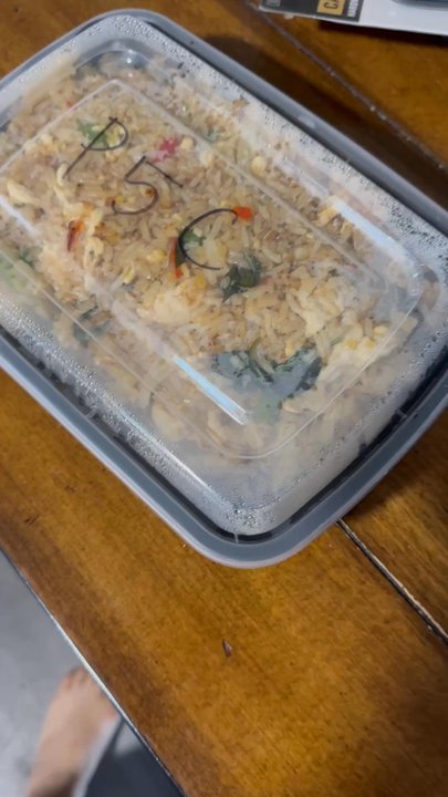 Kan Thai Express - Food Trucks Near Me - Del Valle, Texas