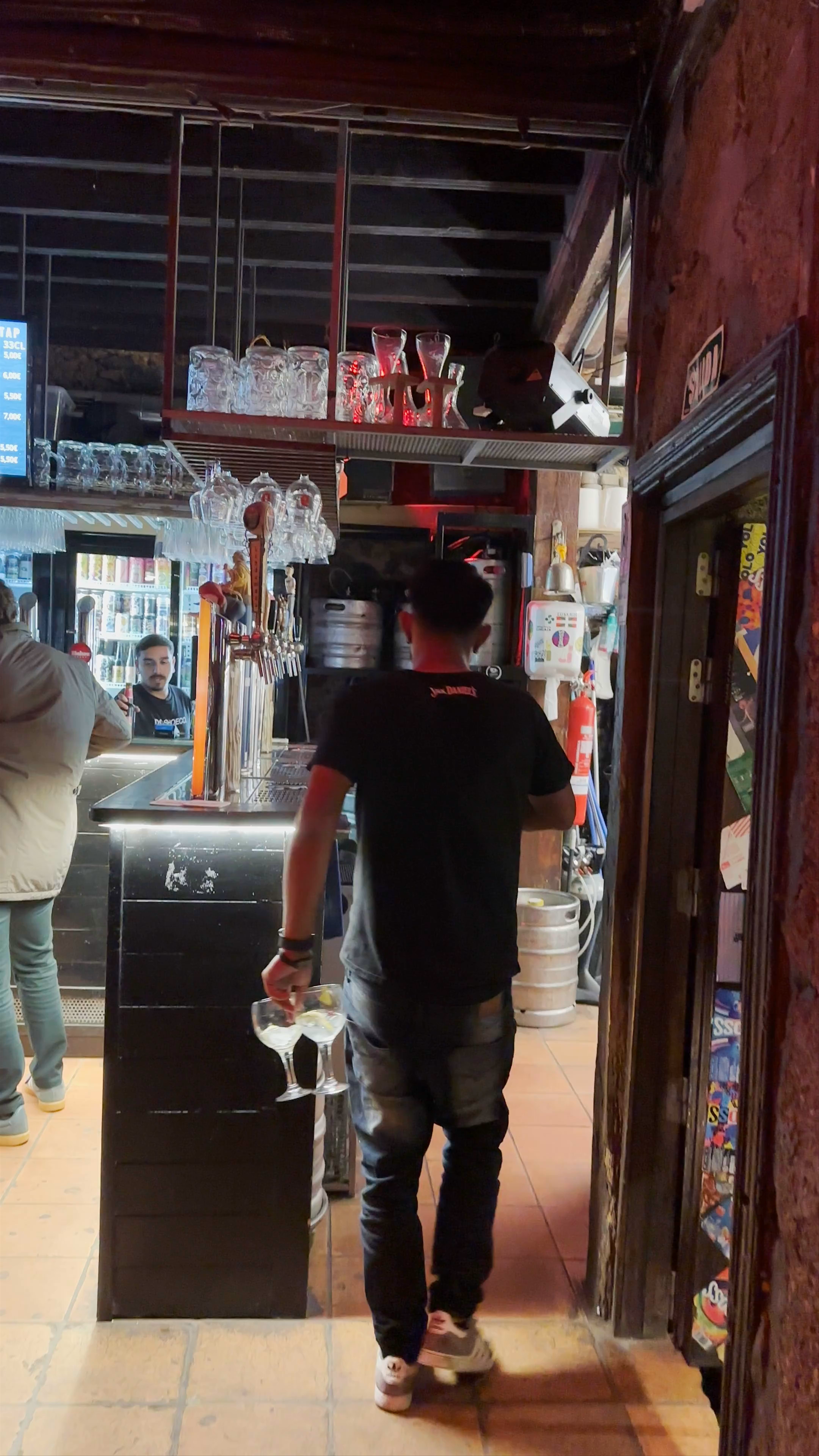 Nightlife Vibes at Tintin's Corner Bar, La Laguna
