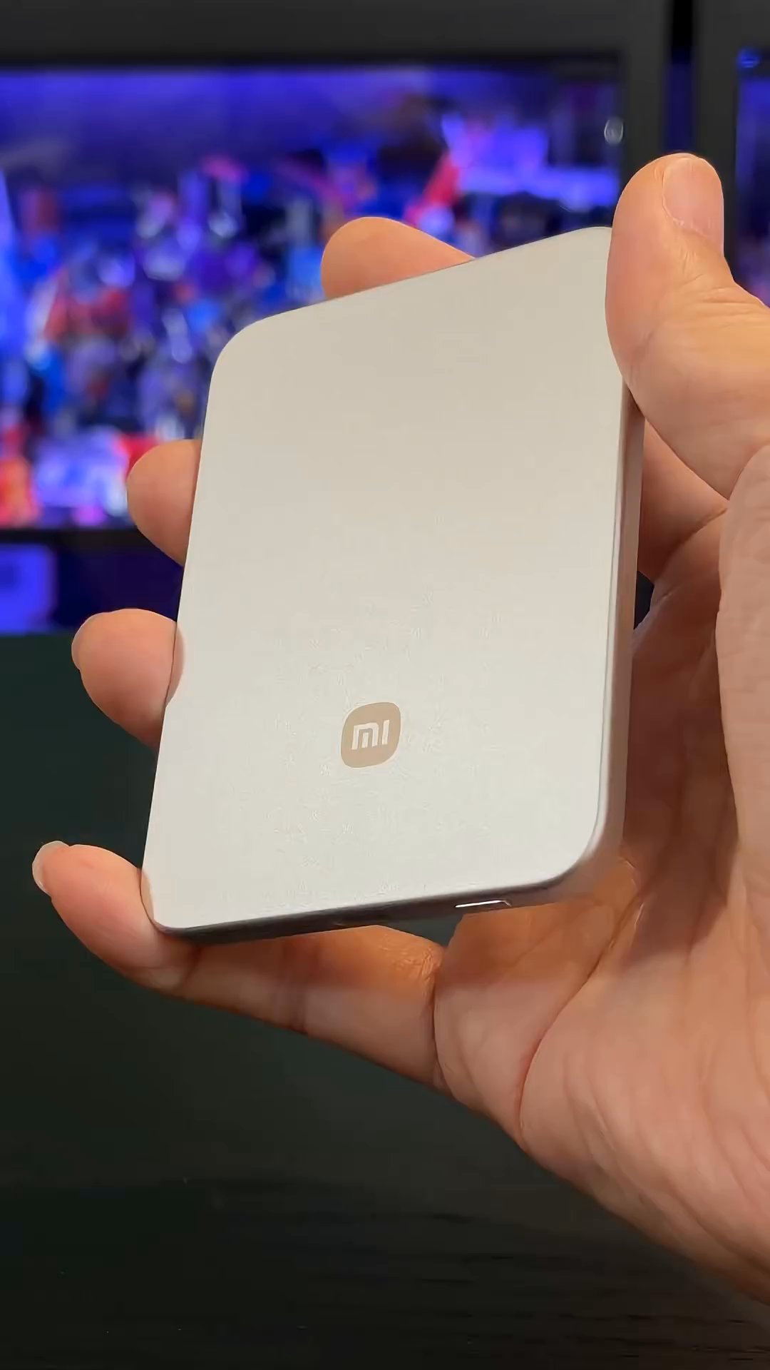The Xiaomi UltraThin Magnetic Power Bank 5000 15W
