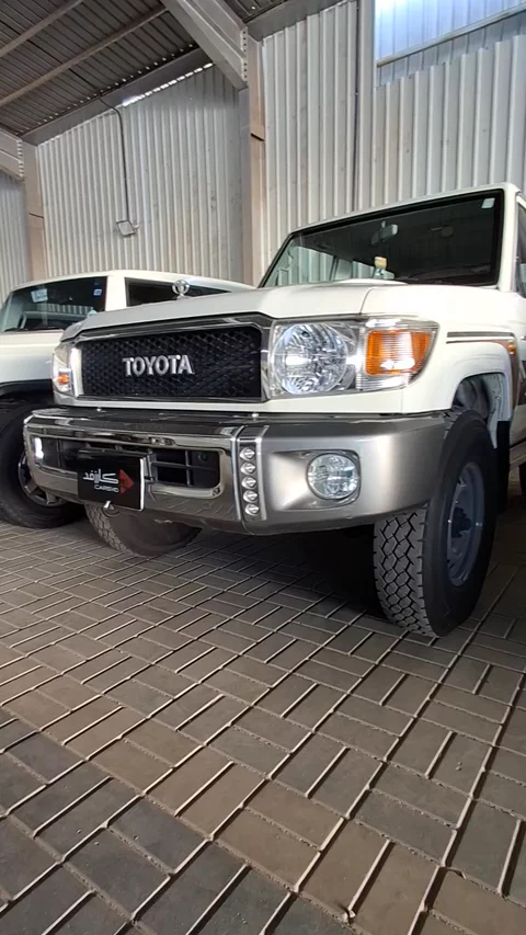 تويوتا ربع GXL 2021