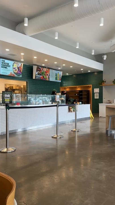 sweetgreen - Healthy Salads, Wraps, and Bowls - Impossible to enjoy your meal when completely out of touch staff run super load heavy blenders - Salad Near Me - Greenbrae, California
