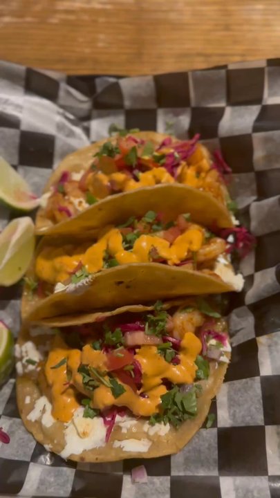 La Casa Mania - Mexican Near Me - Middletown, Connecticut