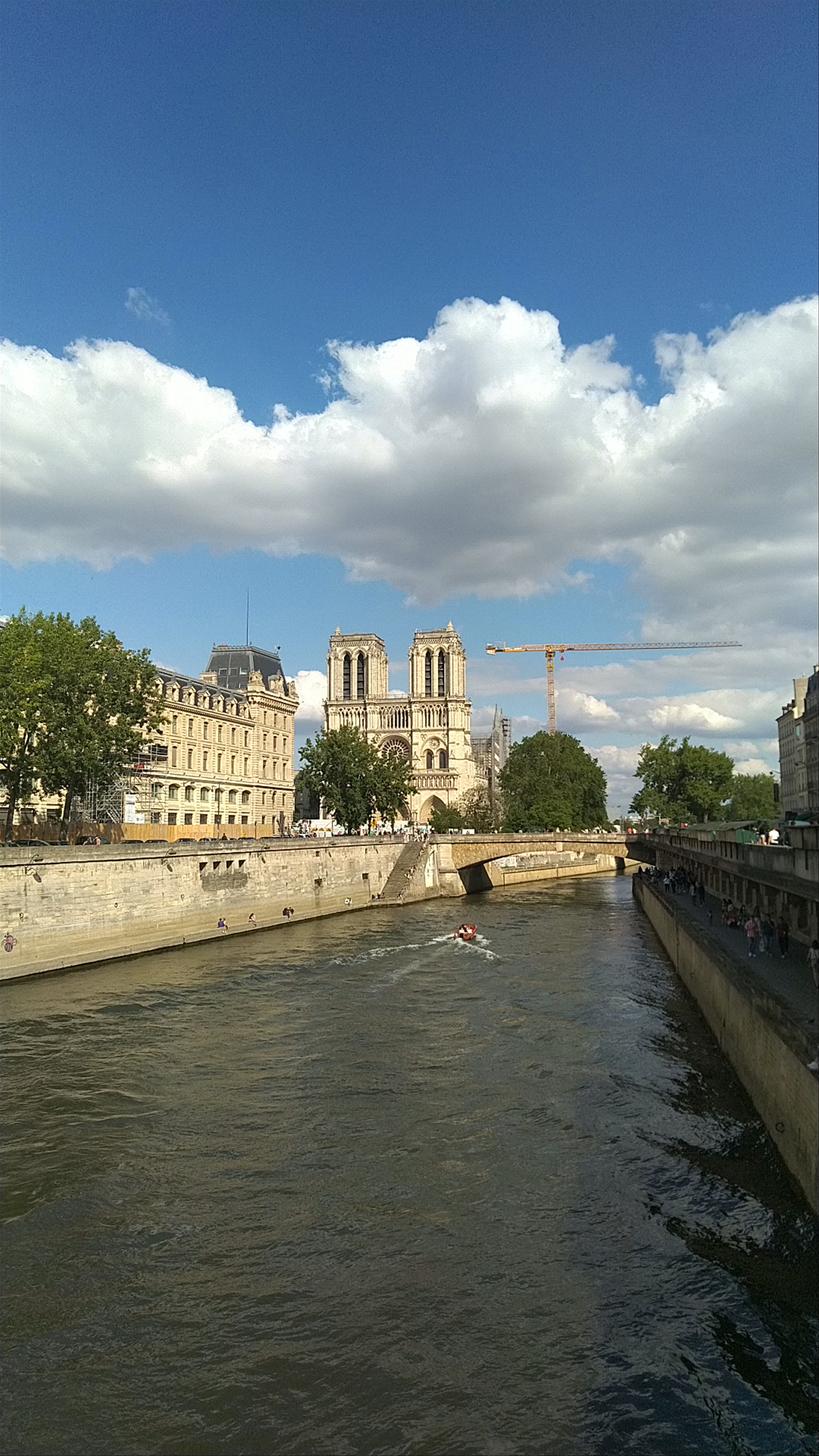 Pont Saint-Michel: A Serene Seine River View in the Heart of Paris