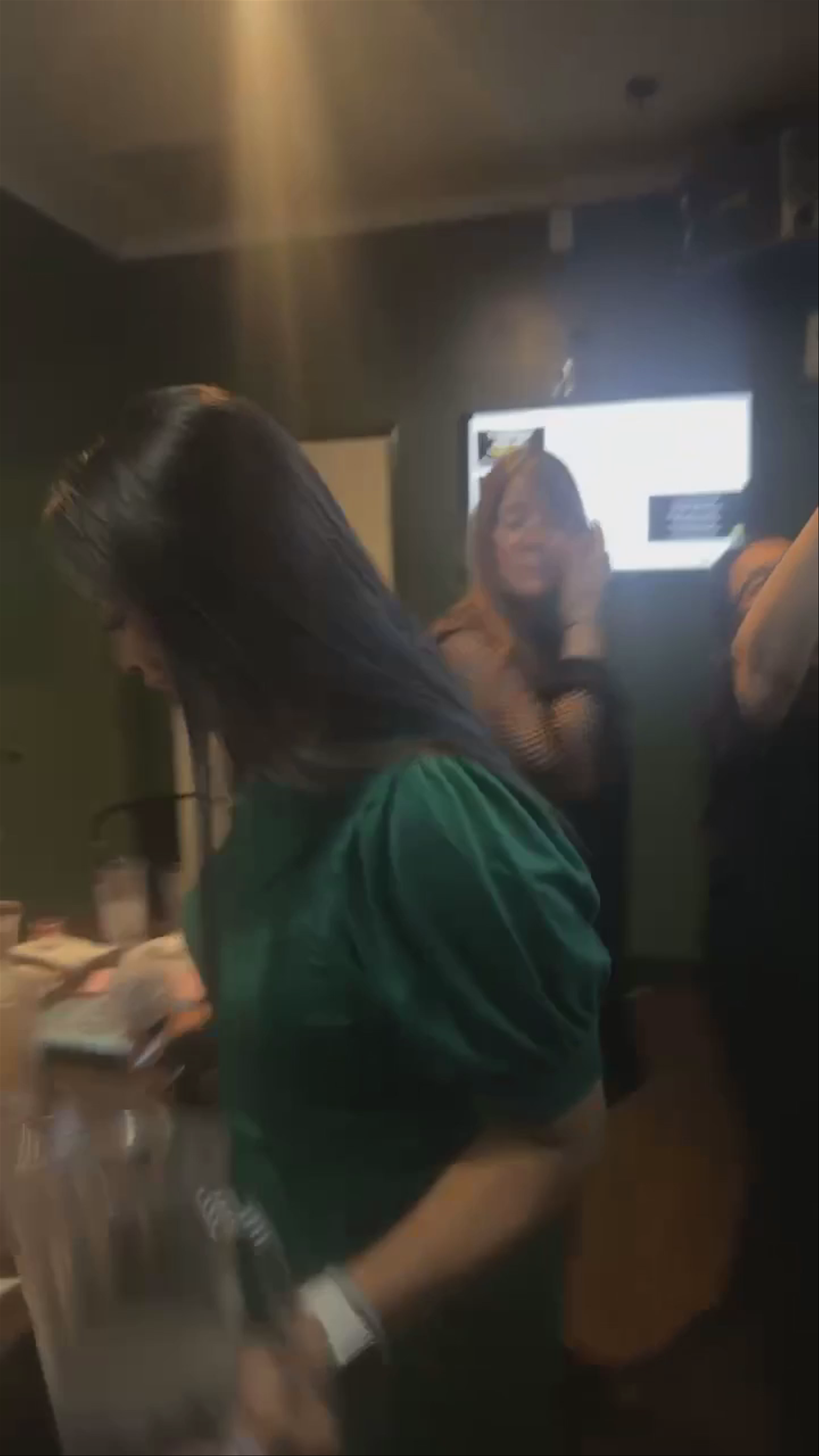 Live karaoke with the your favorite whatnotters 