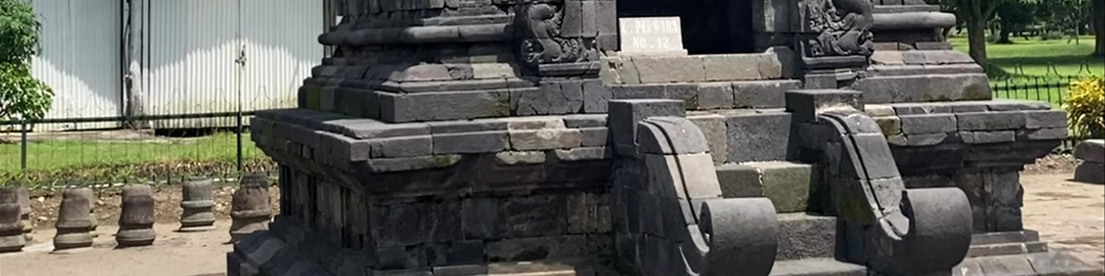 Candi Lumbung