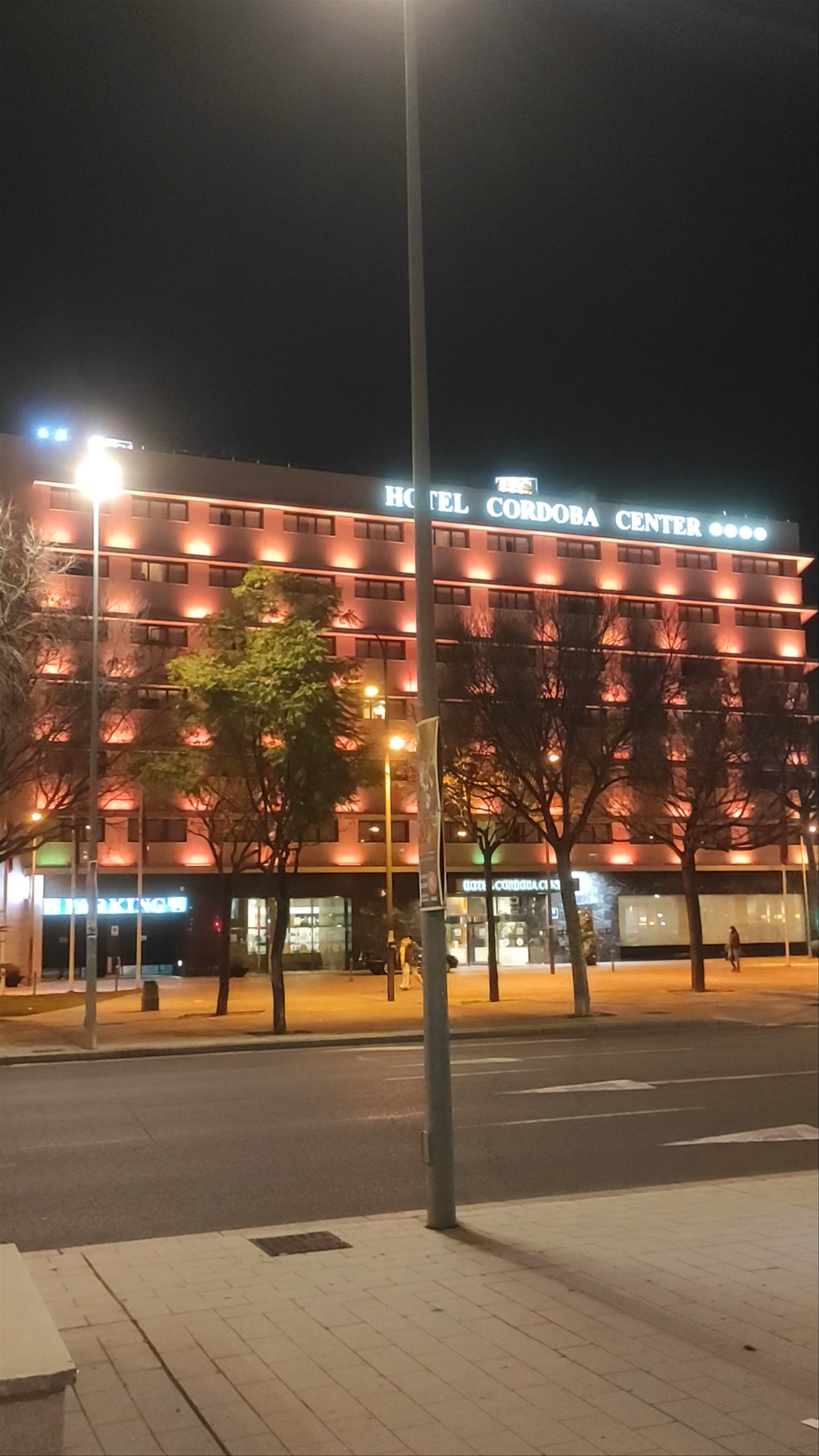Night Glow: Hotel Córdoba Center Illuminations