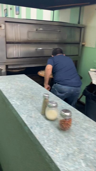 Margherita Pizza - Pizza Near Me - Jamaica, New York