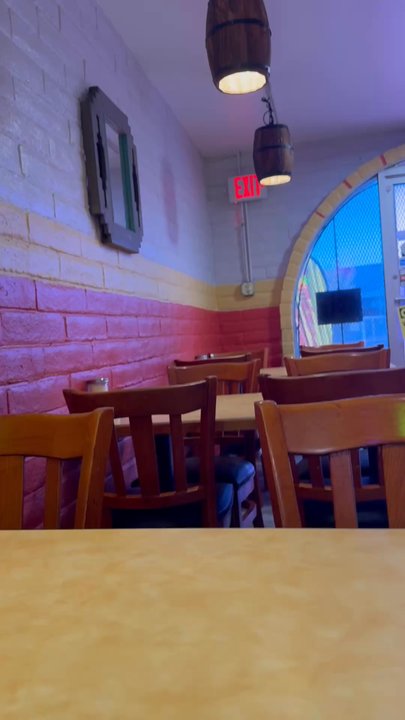 Sol and Chile Kitchen - Inside is clean and cozy - Breakfast & Brunch Near Me - Belen, New Mexico