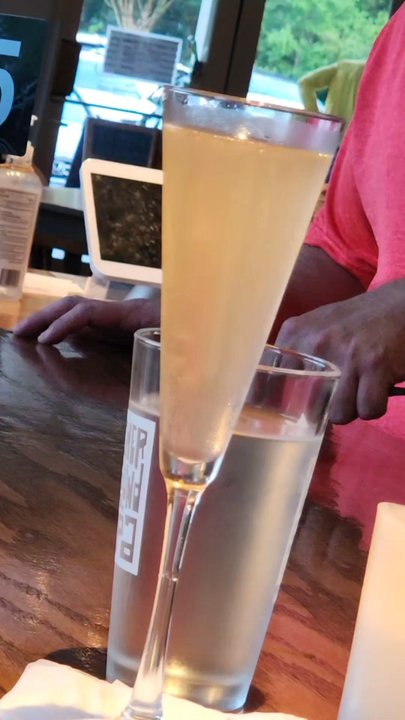 Accent on Wine - Bellini - Wine Bars Near Me - North Charleston, South Carolina