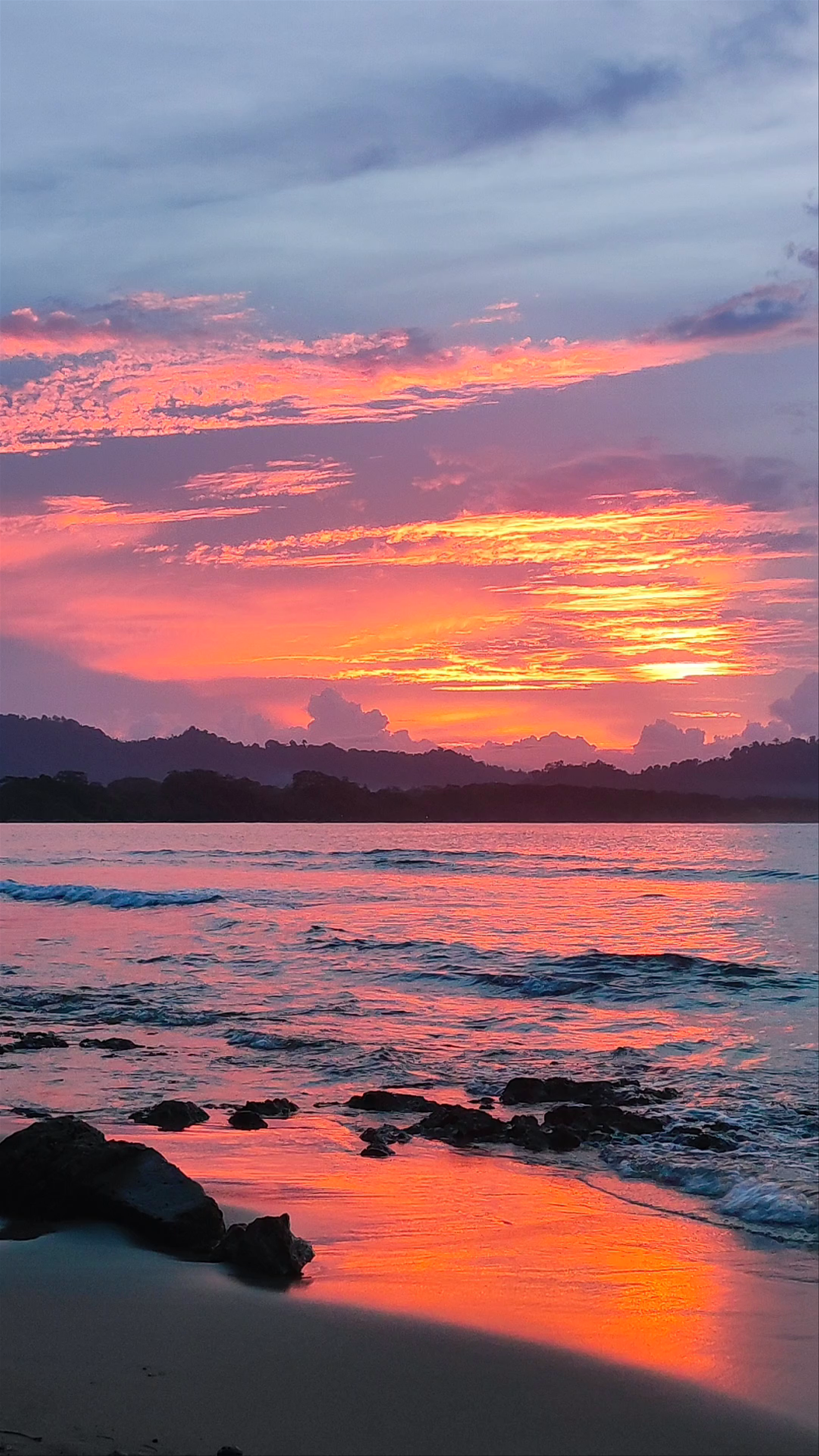 Puerto Pirata Tiki Bar Sunset Vibes - Puerto Viejo de Talamanca, Costa Rica