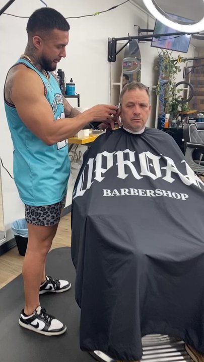 Uproar Barbershop - Ruben at work ! - Barbers Near Me - Peoria, Arizona