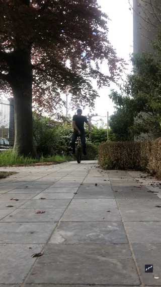 riu set: Out Varial 2flip
