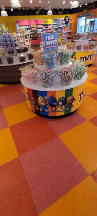 IT'SUGAR - Candy Stores Near Me - North Myrtle Beach, South Carolina