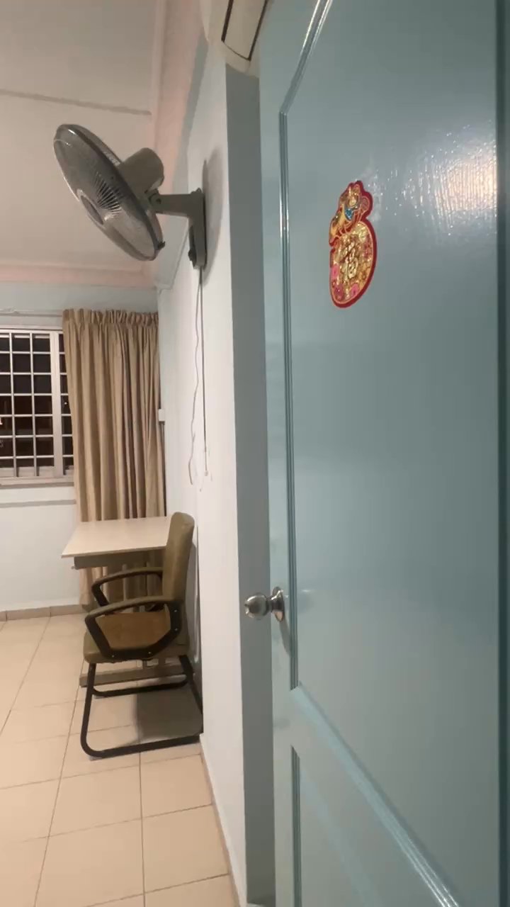 Common Room (HDB) for Rent in  524 Hougang Avenue 6 - Image 8