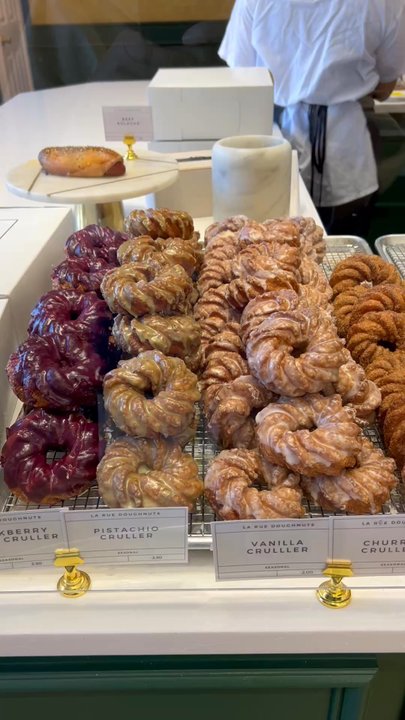 LA RUE DOUGHNUT - Updated September 2025 - 188 Photos & 65 Reviews ...