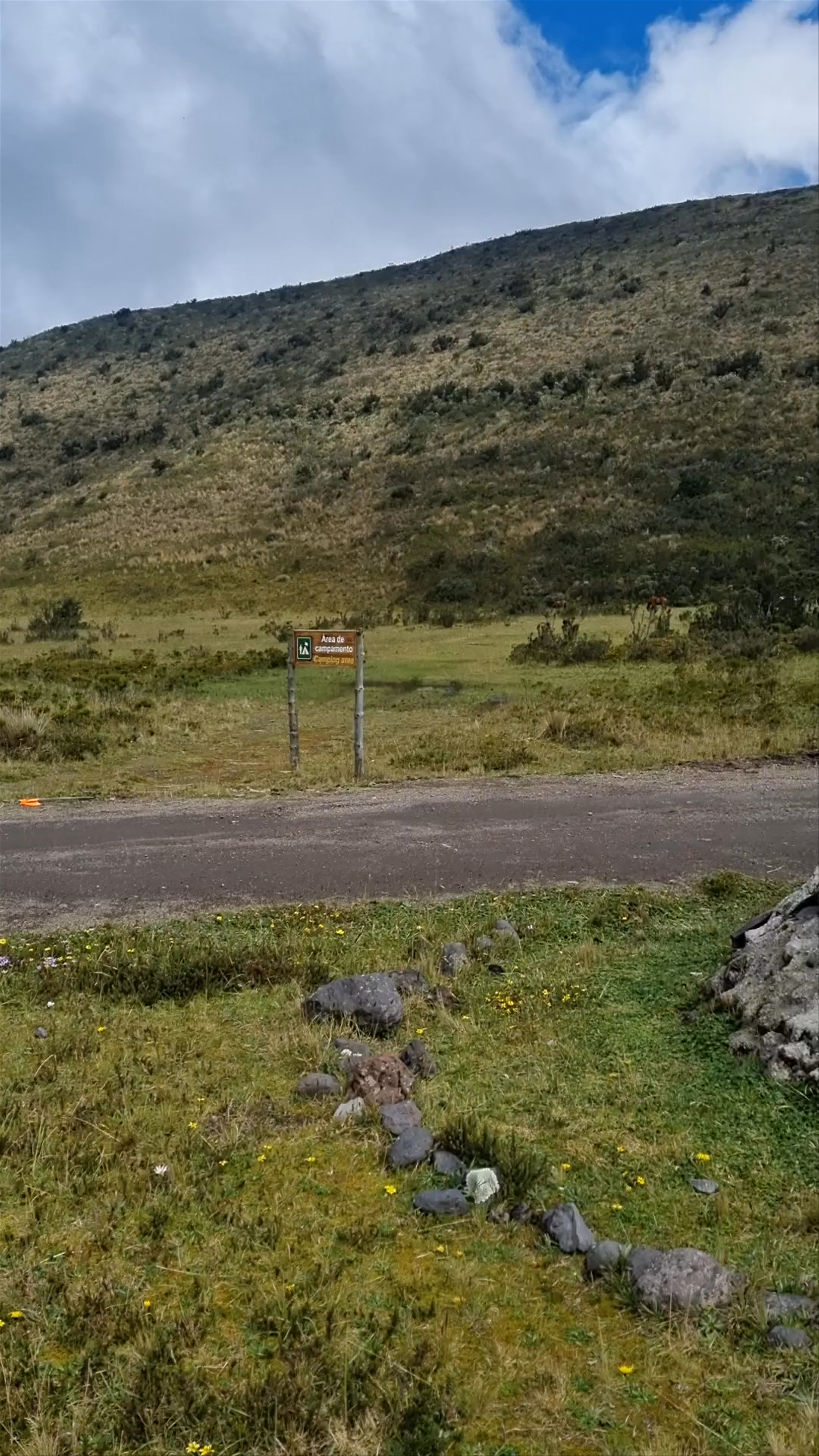 La Rinconada Chagrahuasi: Serene Andes Highlands Escape near Machachi, Ecuador