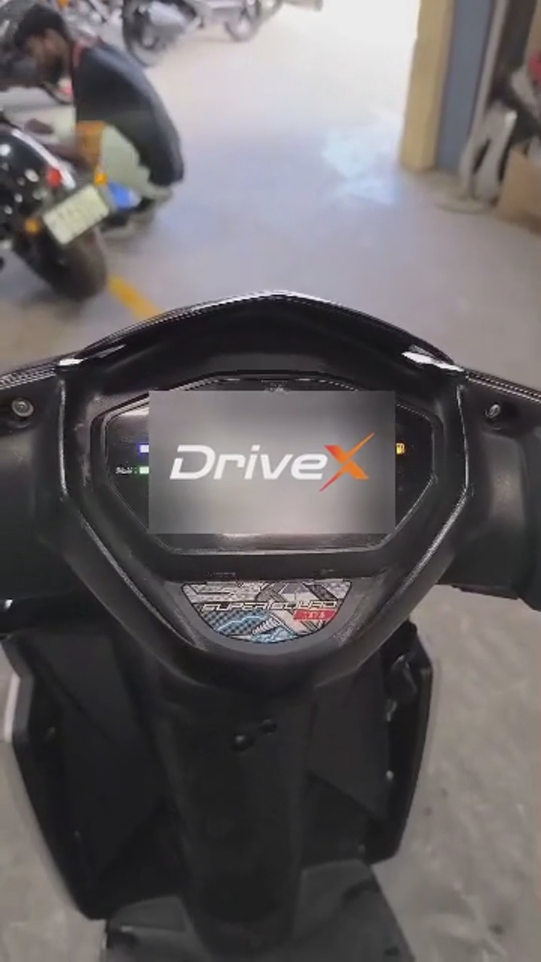 Walk-around video thumbnail