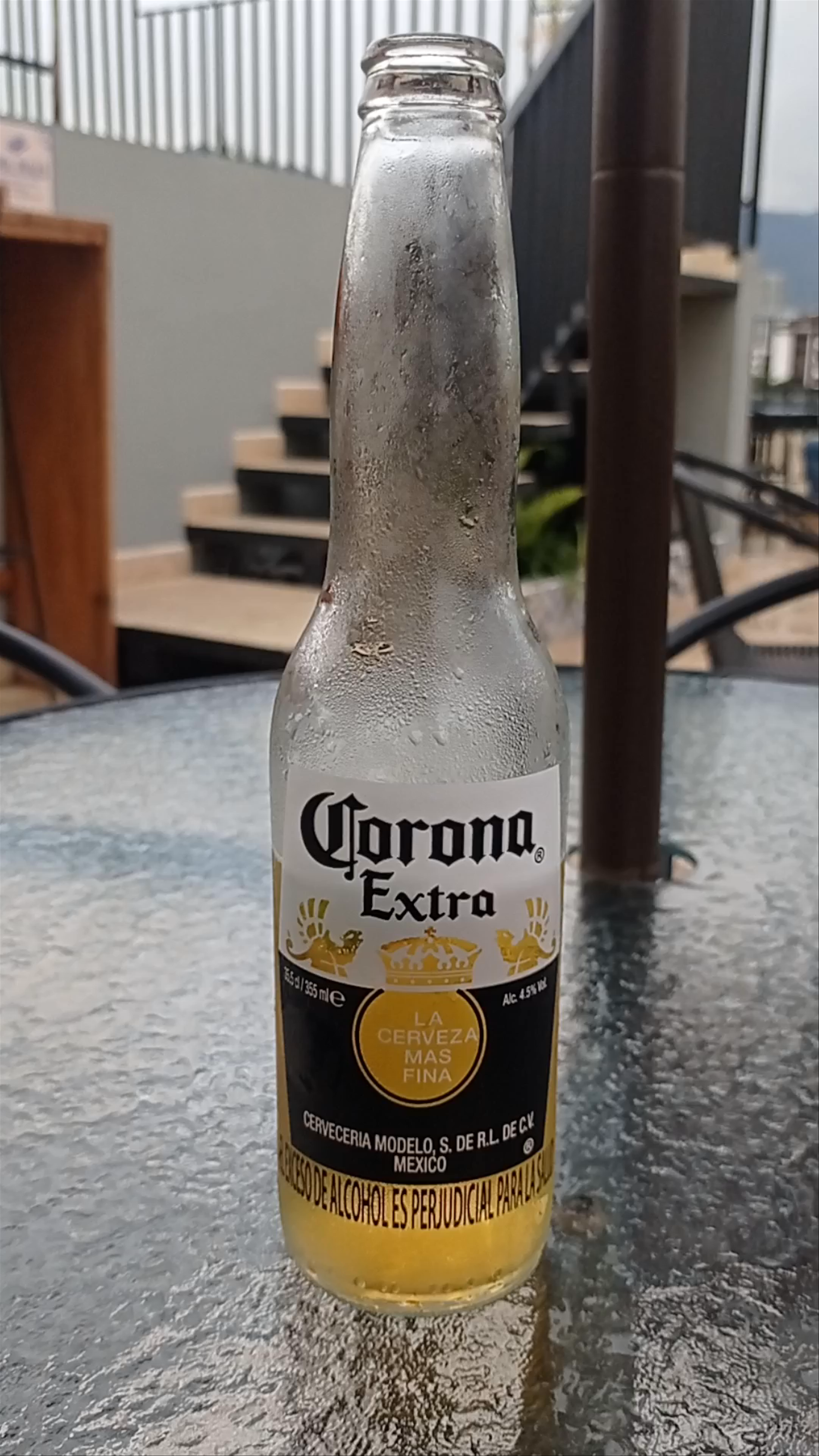 Chill Rooftop Vibes at Los Patios Hostel Boutique, Medellín