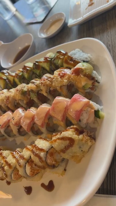 Oh Sushi - Sushi Bars Near Me - Des Moines, Iowa