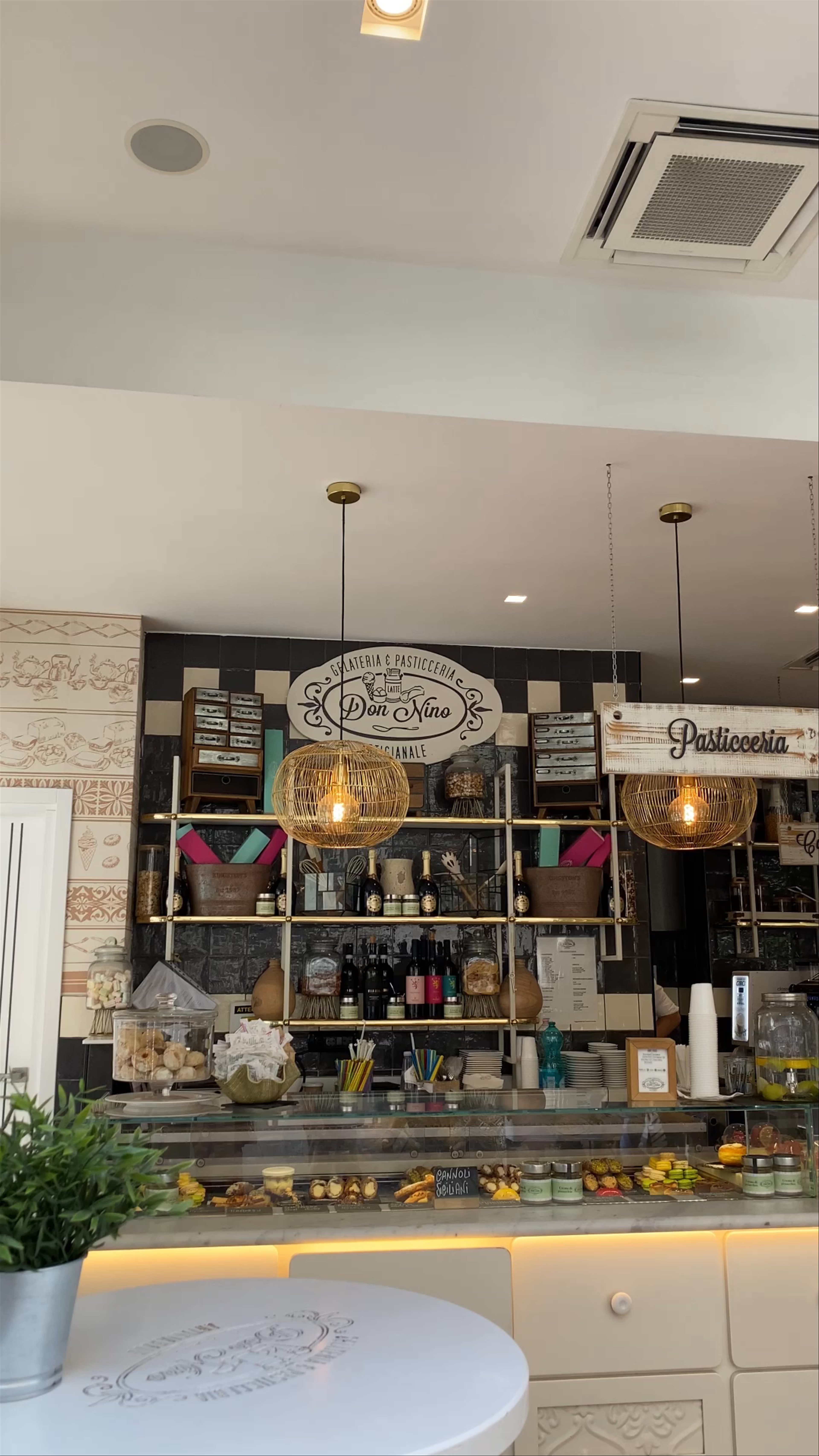 Don Nino Gelateria & Pasticceria - Sweet Delights in Rome
