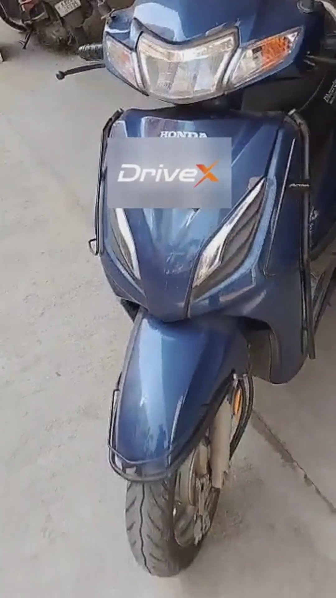 Walk-around video thumbnail