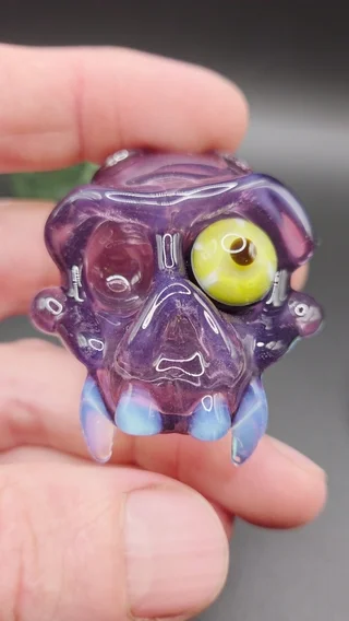 Preview pic of Wildberry satin eye skull
