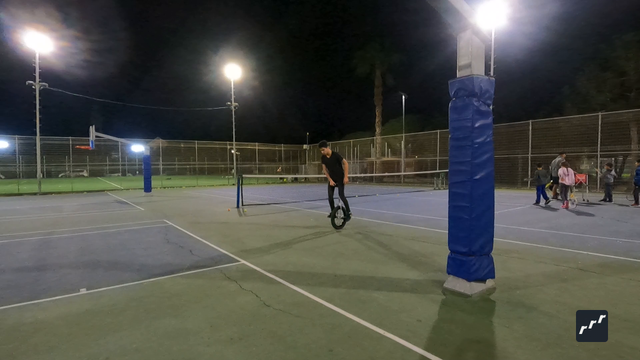 riu submission: Fakie inwards varial