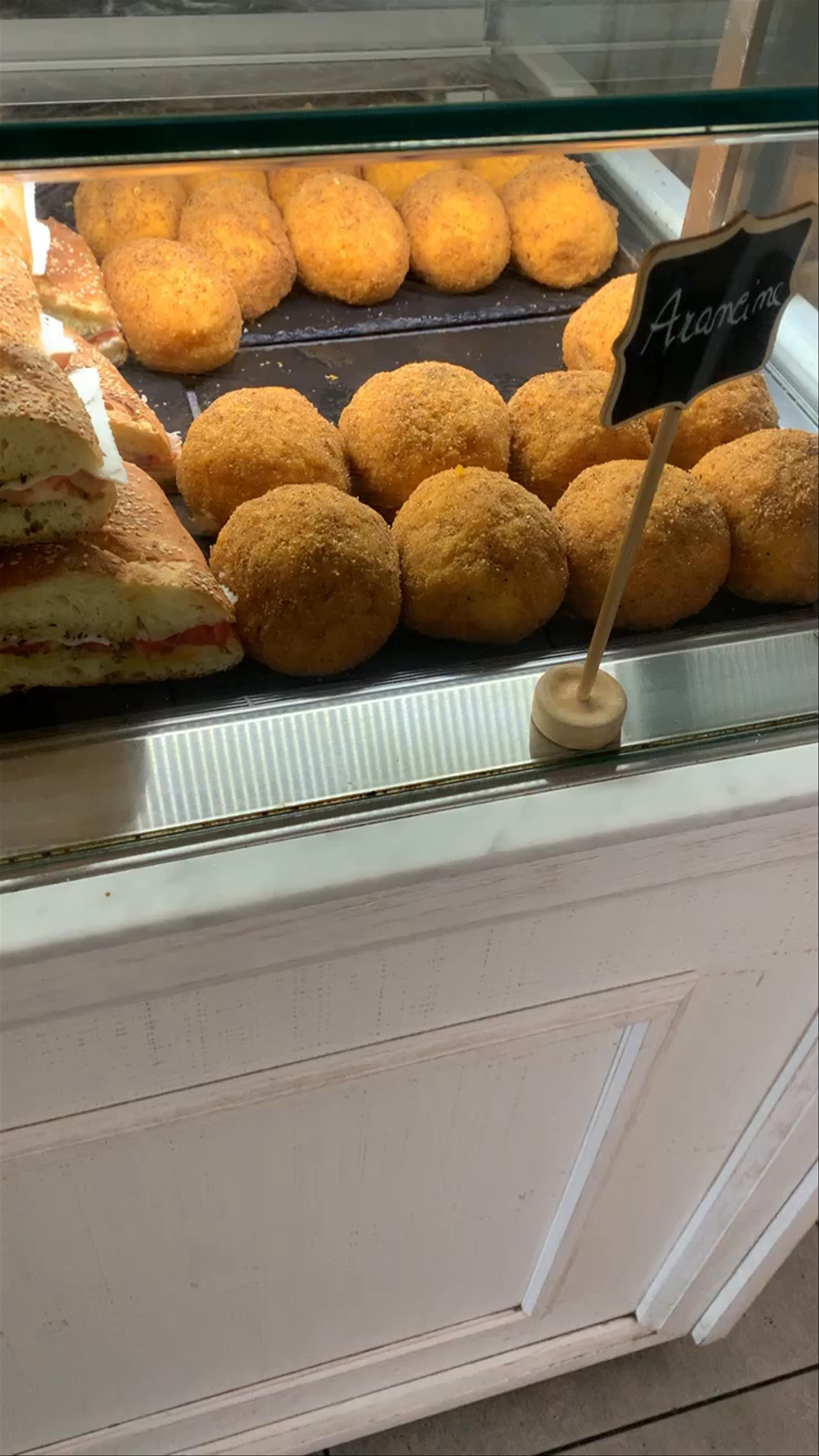 Molo 45 - Bar Baguetteria Gelateria Caffetteria Bibite