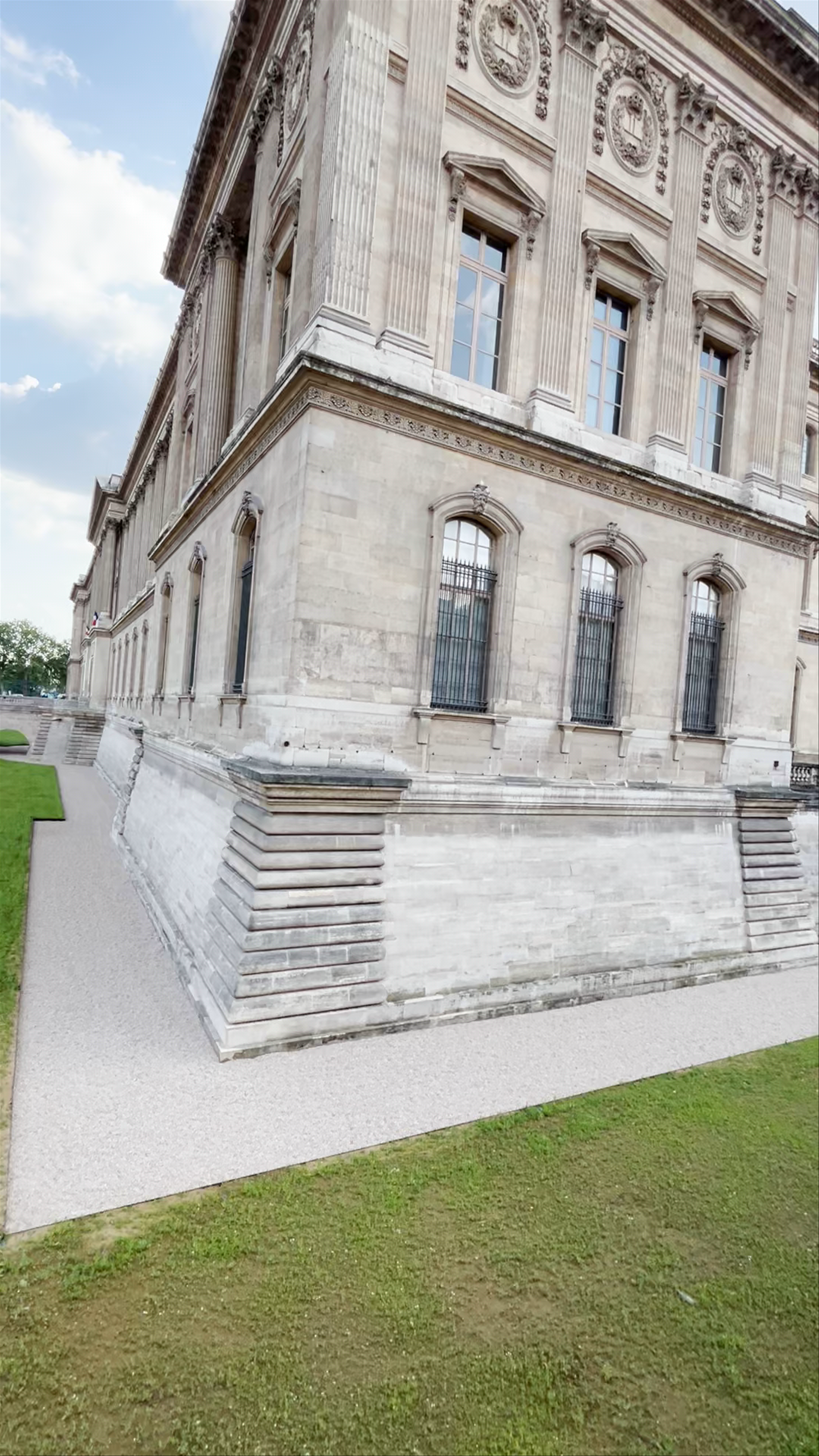 Historic Parisian Stroll Near 1 Rue de l'Amiral de Coligny
