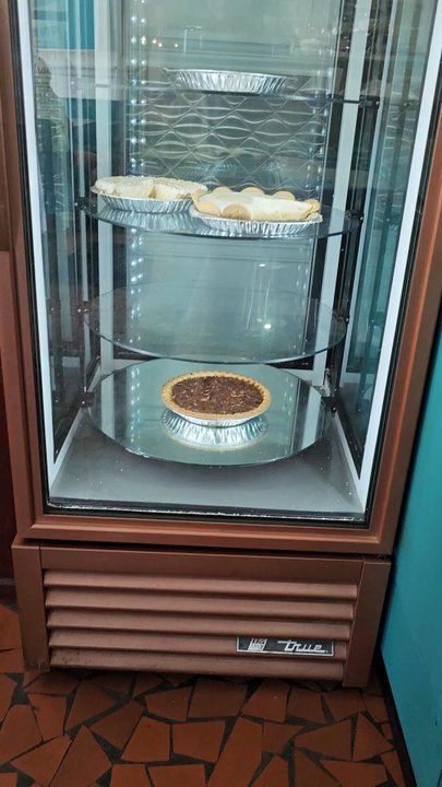 Oscar's Restaurant - Desserts - New American Near Me - Roanoke Rapids, North Carolina